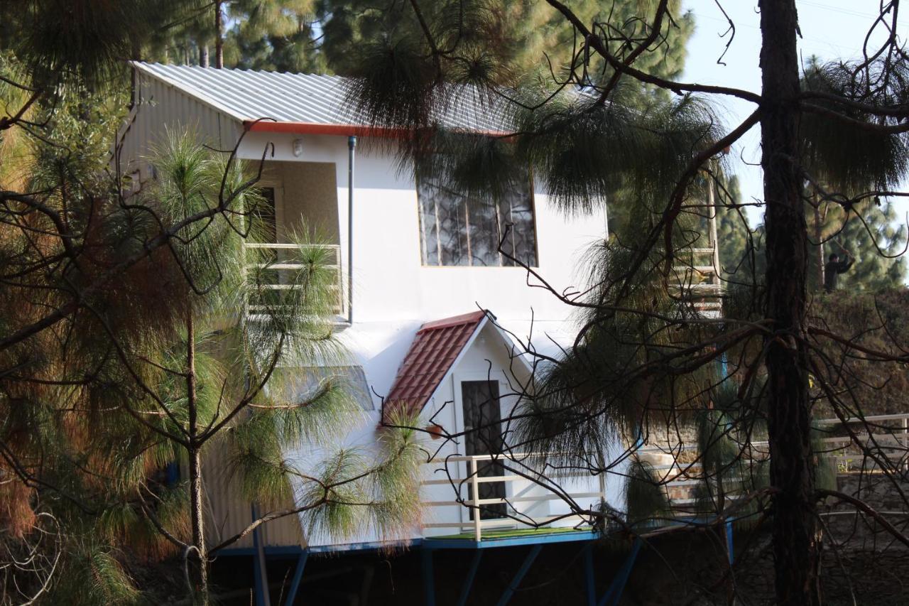 Ghughuti Resort Lansdowne לנסדאון חדר תמונה